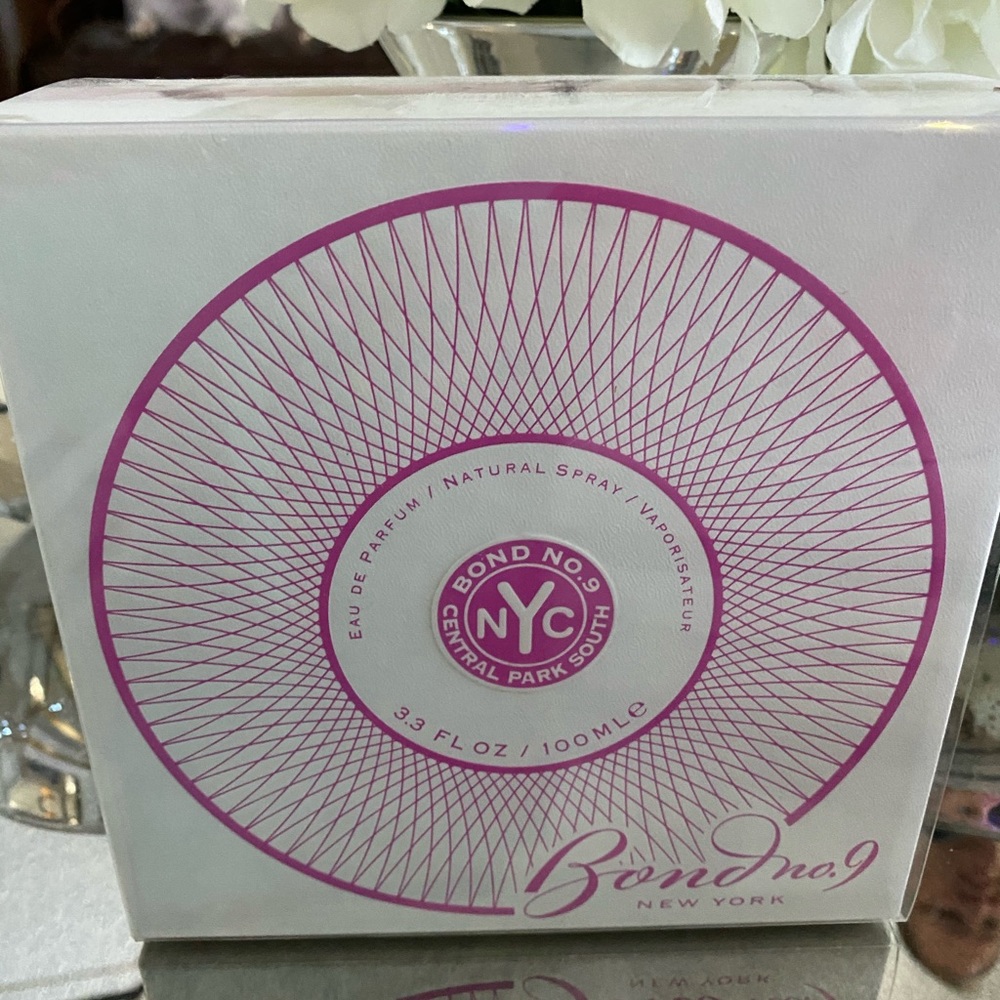 Memory carton box
